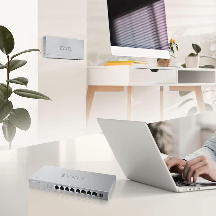 Zyxel 2,5G Multi-Gigabit Unmanaged Switch mit acht Ports für Home Entertainment oder SOHO-Netzwerke