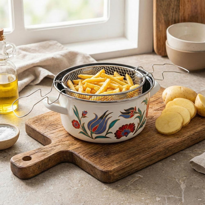 Serenk Emaille-Frittiertopf, 22 cm, 4 L, dekoriert, mit Glasdeckel und Frittierkorb, dunkelblauer Ku