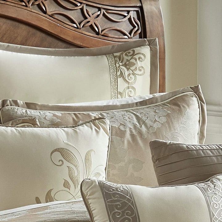 Riverbrook Home Hillcrest Steppdecken-Set, Polyester, Kingsize, 10-teilig, Elfenbein/Gold, 10-teilig