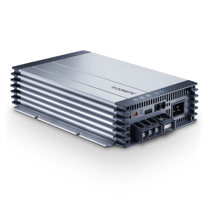 Dometic PerfectCharge MCA 2440, IU0U Auto Batterie-Ladegerät, 24 V, 40 A, 3-Batterien gleichzeitig f