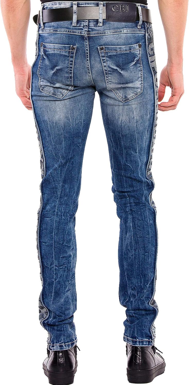 Cipo &amp; Baxx Herren Jeanshose | Verschiedene Fits | Destroyed &amp; Used Look mit Nieten, Kunstleder &amp; Pr