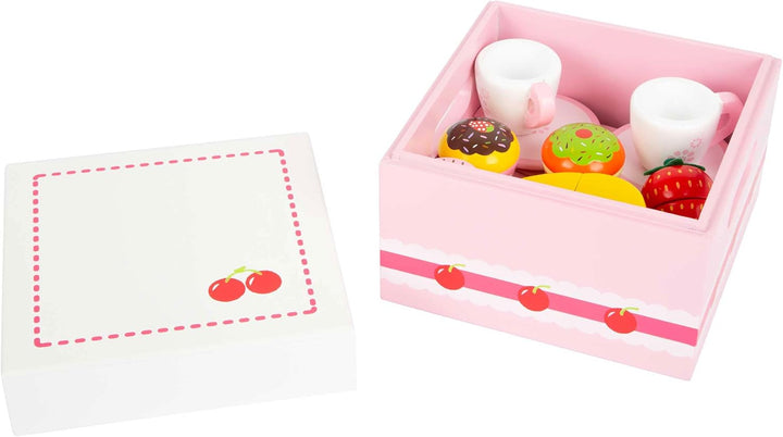 small foot 11796 Süssigkeitenkiste Spiel-Set, prall gefüllt, inklusive Zwei Tassen, Teller und Beste
