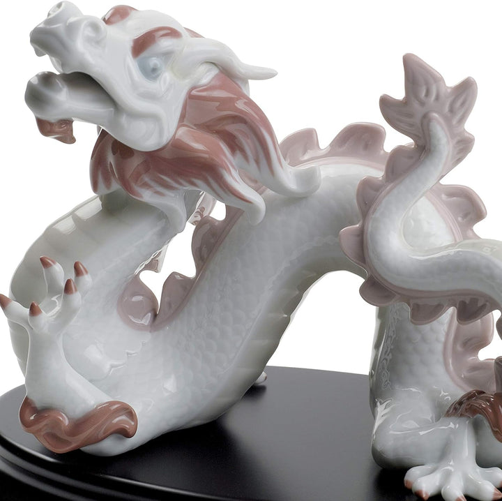 LLADRÓ Figur Chinesischer Drachen. Drachen. Porzellan.