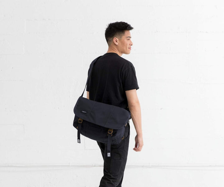 Timbuk2 Unisex-Erwachsene (nur Gepäck), leichte Kuriertasche, Gepäck, Kuriertasche, Nightfall/Ringel