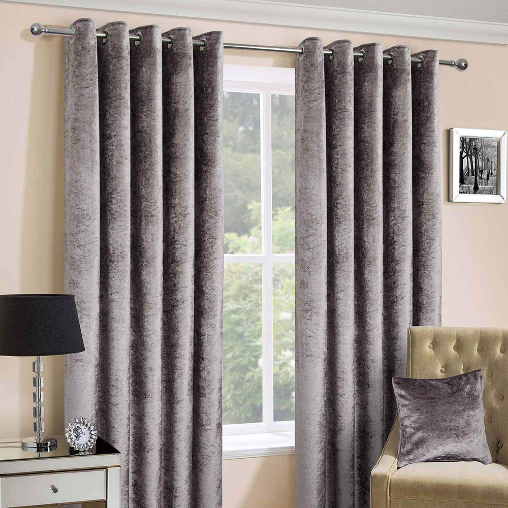 Homescapes Samtvorhänge, Silber, Ösenvorhang aus Pannesamt im 2er Pack, blickdichte Samt-Gardinen, 2