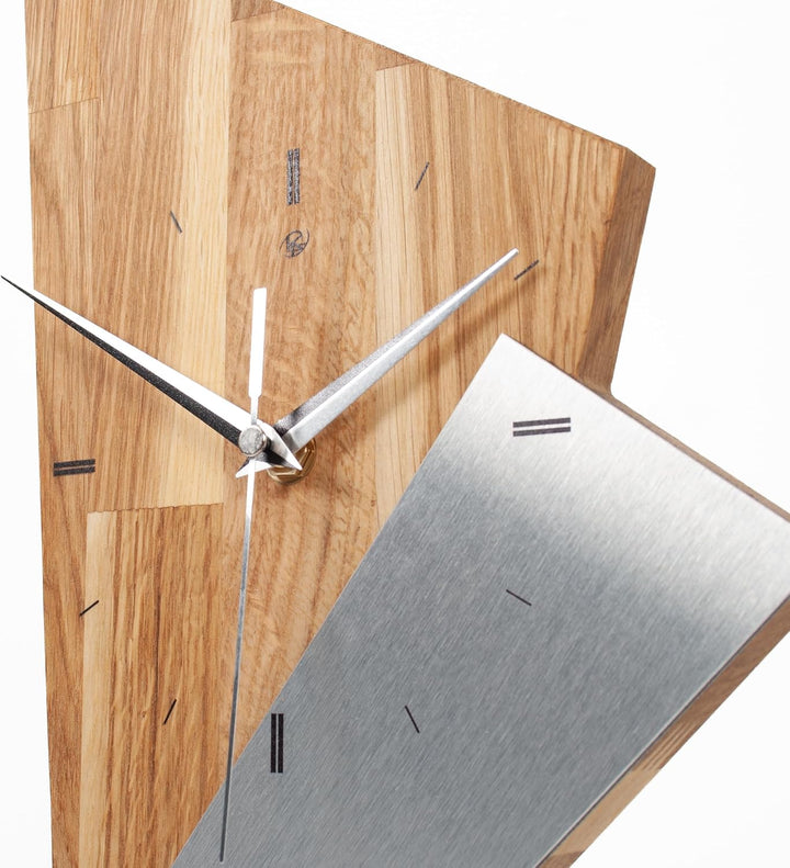 Kreative Feder Designer-Standuhr „Brown Square“ aus Massivholz – Tischuhr in modernem Metallic-Look