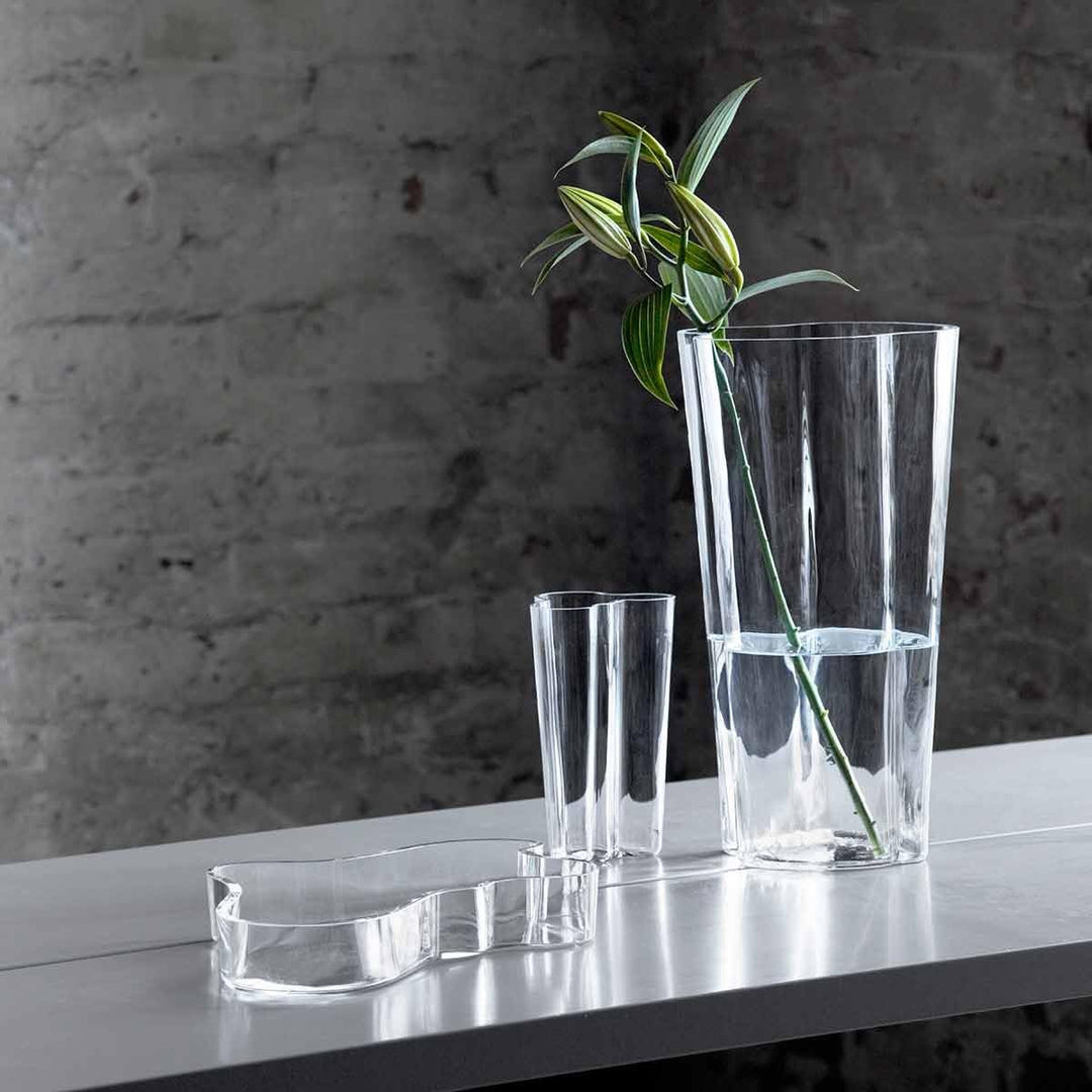 Iittala Vase Aalto 251 mm Weiss aus Glas, 251 mm Weiss