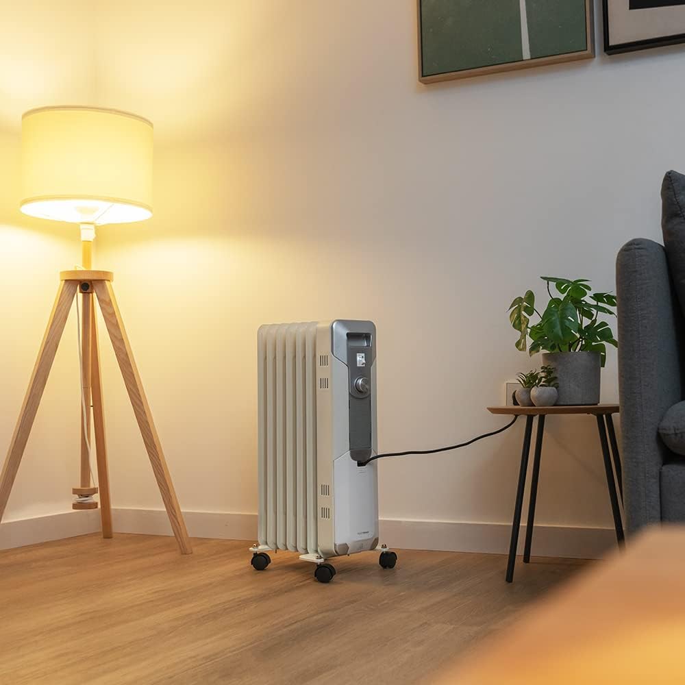 Cecotec Ölheizkörper ReadyWarm 7000 Space. 1500 W Ölheizkörper mit 7 heizrippen und 3 Leistungsstufe