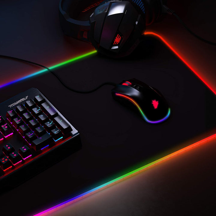 Titanwolf - RGB Gaming Mauspad - XXL LED Schreibtischunterlage - 800x300 mm - Multi Color LED - 11 B