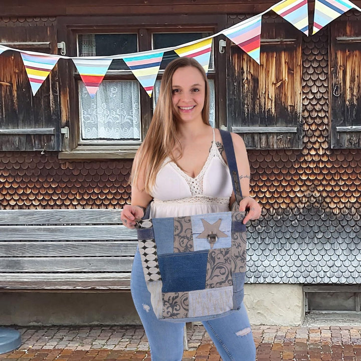 Sunsa Damen Blaue Umhängetasche. Grosse Canvas Schultertasche. Crossbody Bag aus recycelte Jeans. Na