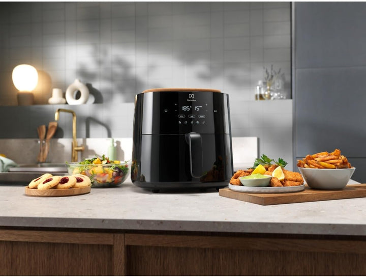 Electrolux Luftfritteuse EAF7B - Kapazität 7 l - Luftfritteuse Antihaftbeschichtung - 1800 W - 8 vor