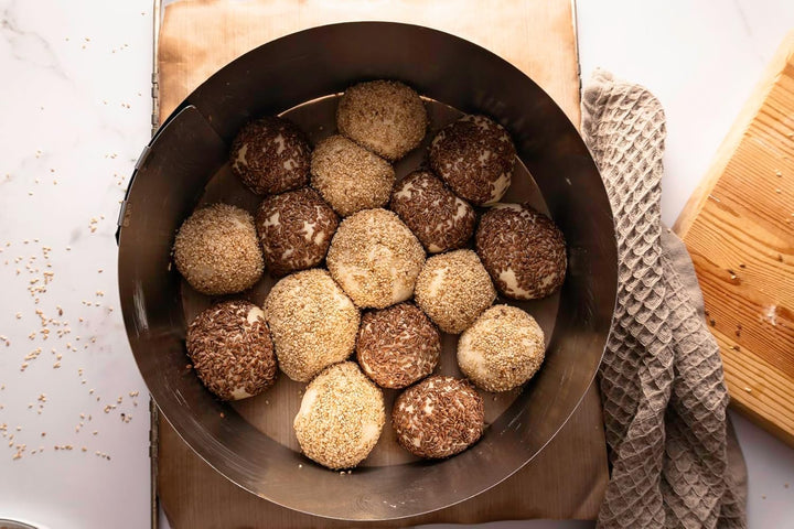 Lares Kuchenring/Tortenring mit Klemmhebel - 18-30cm Ø, H: 15cm - Federbandstahl, stufenlos verstell