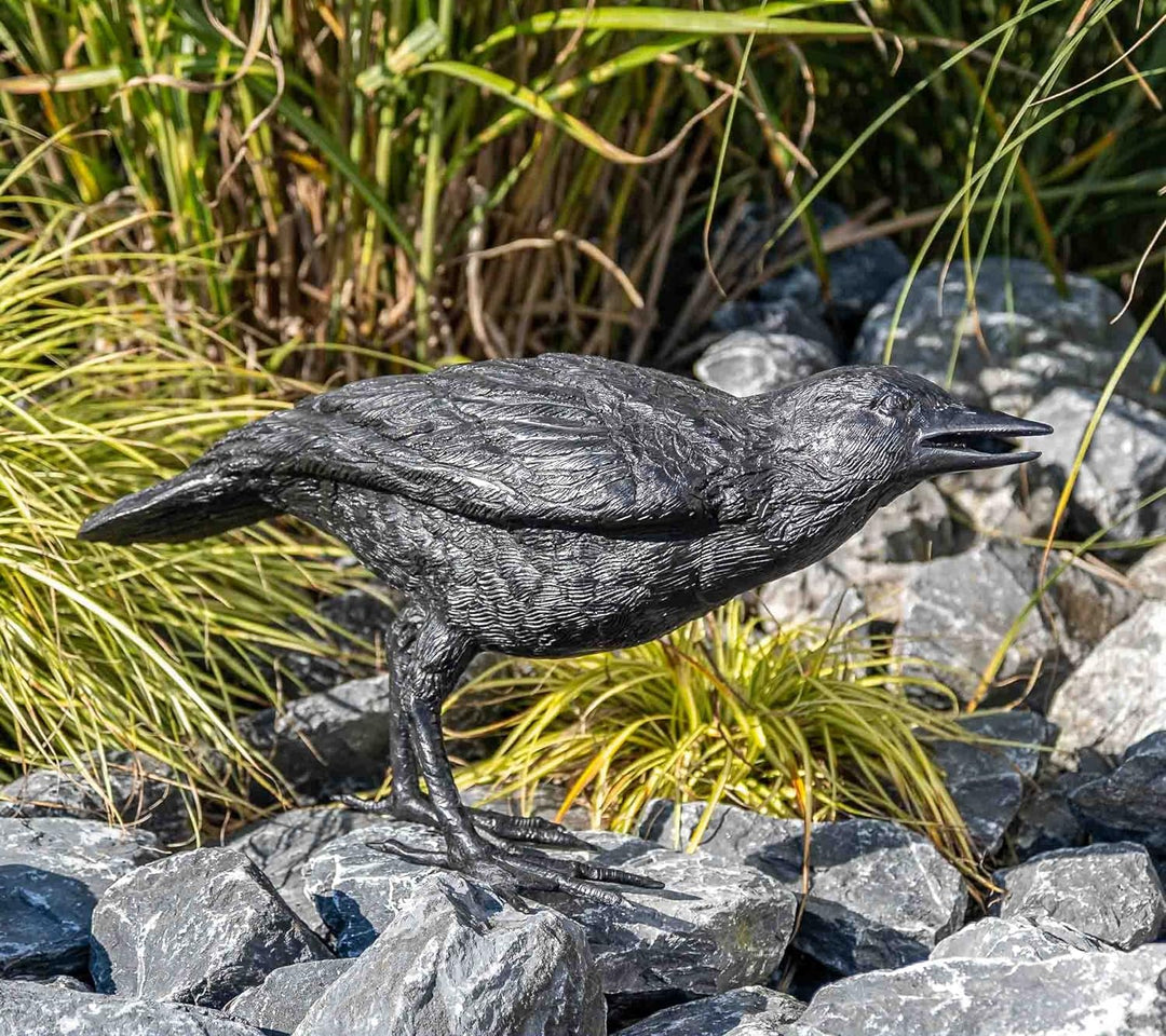 IDYL Bronze-Skulptur Rabe weiblich | 39x17x51 cm | Tierfigur aus Bronze handgefertigt | Gartenskulpt