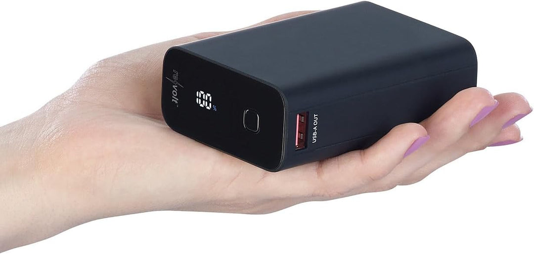 revolt USB Powerbank: Ultrakompakte Powerbank im Kreditkarten-Format, 20.000mAh, LED-Display (Mini-P
