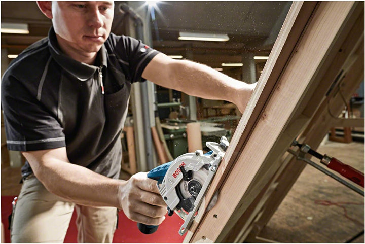 Bosch Professional 12V System Akku Kreissäge GKS 12V-26 (Sägeblatt-Ø: 85 mm, ohne Akkus und Ladegerä