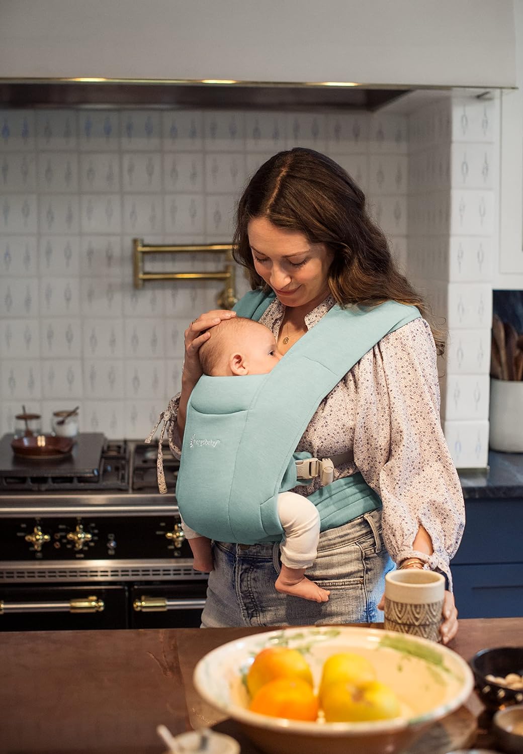 Ergobaby Embrace Babytrage für Neugeborene ab Geburt Extra Weich, 2-Positionen Bauchtrage Baby-Trage