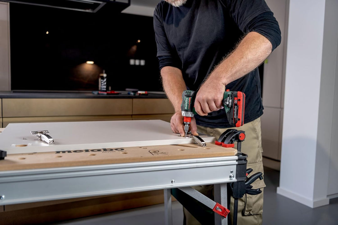 metabo Akku-Bohrschrauber BS 18 L BL Q - 18 V, CAS, 65 Nm Drehmoment - Brushless Motor, LED-Licht, S