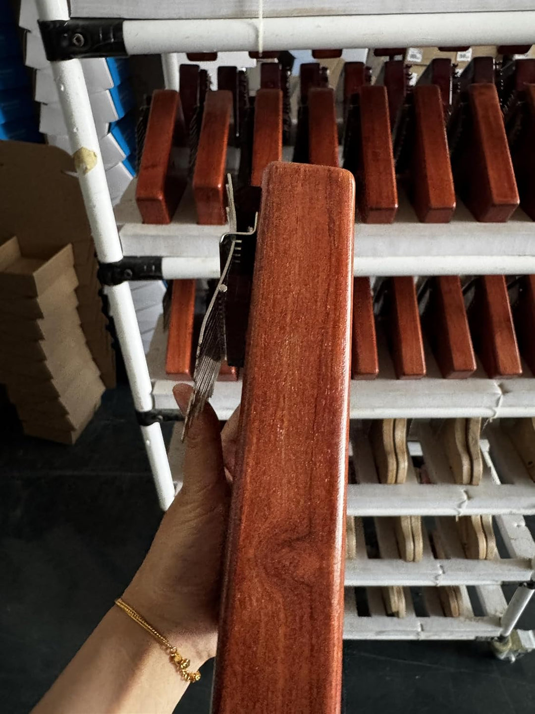 GECKO Kalimba 17 Schlüssel Daumenklavier mit wasserdichter Schutzbox, Stimmhammer und Lernanleitung,