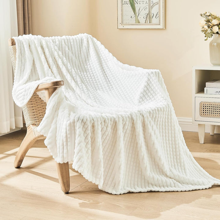 EMME Kuscheldecke Flauschige - 3D-Touch-Erlebnis 150x200cm Fleecedecke, Weiche Warme Wolldecke Überw