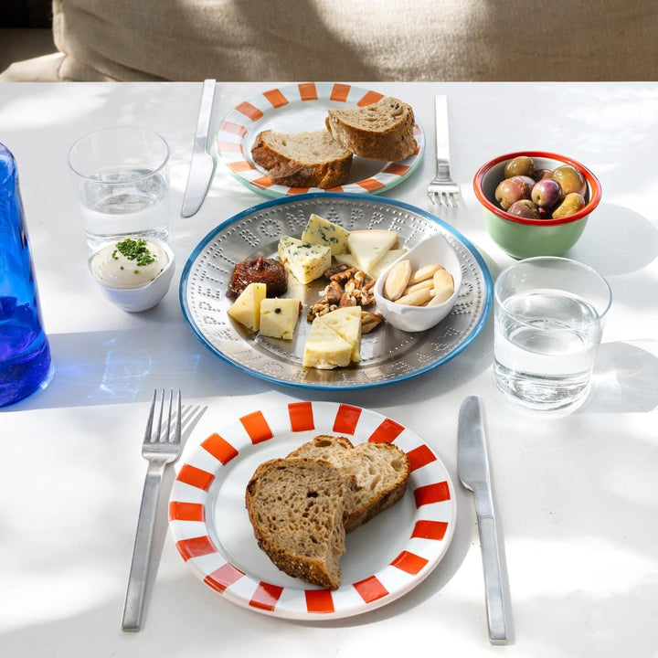 Talking Tables Bon Appetit Handgefertigtes Emaille-Dinnerteller mit Fisch-Design leicht perfekt für
