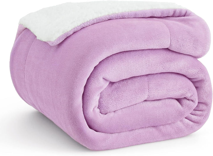 BEDSURE Decke Sofa Kuscheldecke Flauschig Lila - Warm Sherpa Sofaüberwurf Decke, Dicke Sofadecke Cou