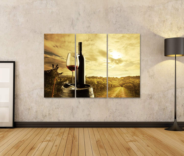 islandburner Bild auf Leinwand Rotweinflasche Und Weinglas Auf Gewölbtem Fass Bilder Wandbilder Post