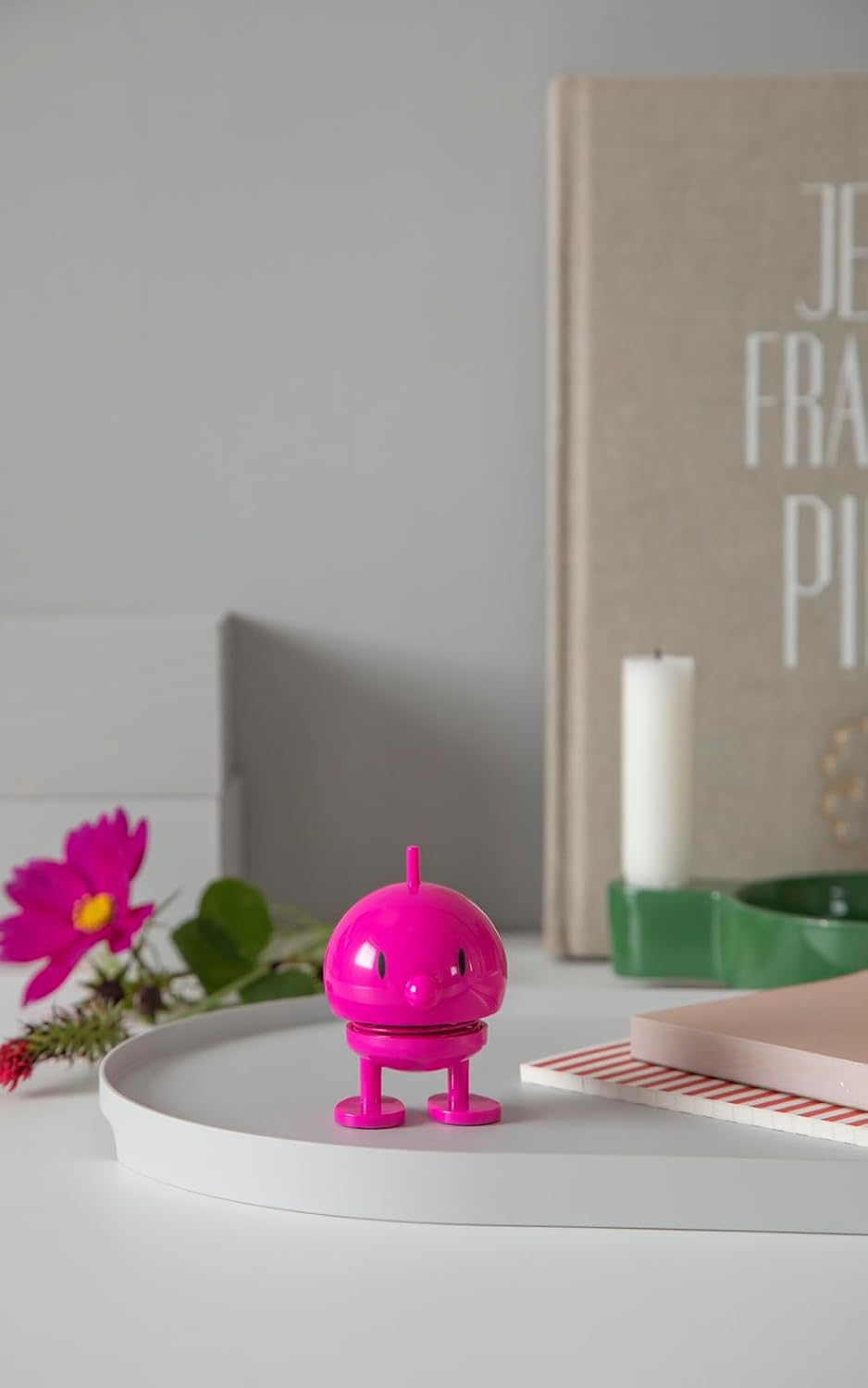 Hoptimist Bumble, Wackelfigur Deko Skandinavisch, Deko Wohnzimmer, Schreibtisch Deko, Büro Gadgets,