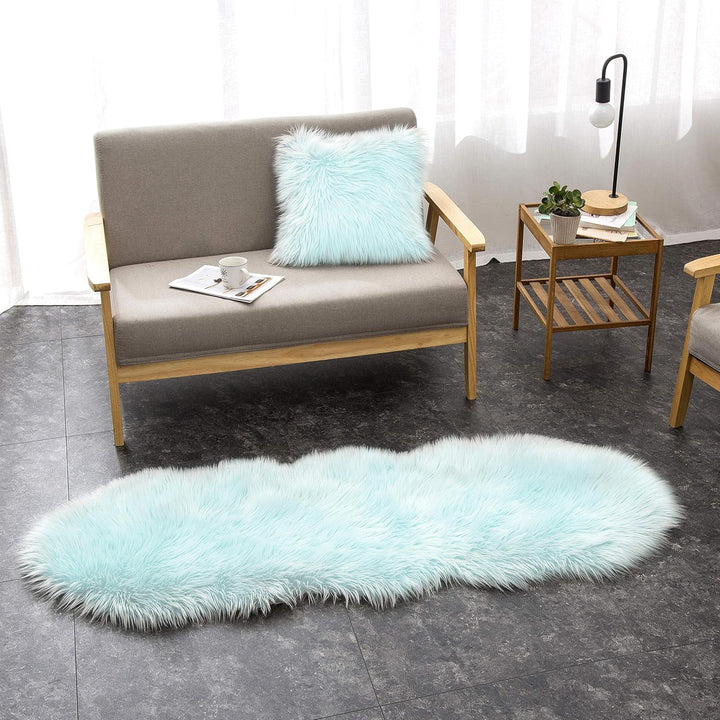 Teppich Wölkchen – Flauschiger Hochflor-Teppich Schlafzimmer - Schaffell Kunstfell Lammfell - Bettvo