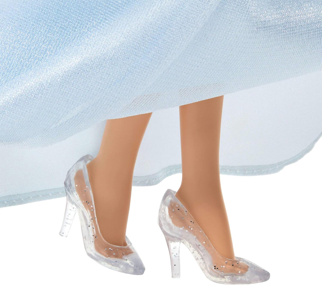 Mattel Disney Princess Glitzerprinzessin Cinderella Modepuppe mit Zubehörteilen, mit abnehmbarem Kle