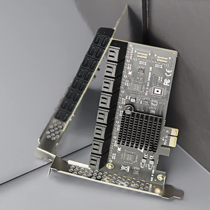 glotrends PCIe SATA Adapterkarte mit 16 Port SATA III 6Gbps (inklusive SATA Kabel und 15PIN SATA Spl