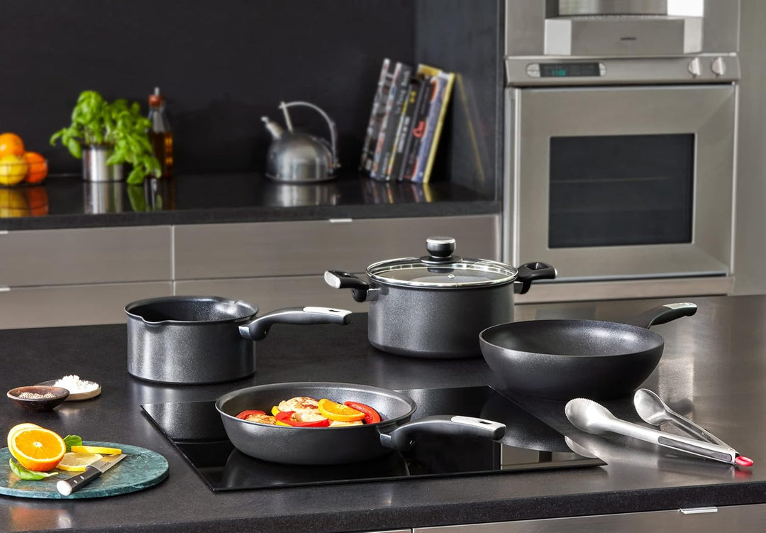 Tefal Unlimited Stieltopf, 18 cm (2,1 l), Ausgiesser, antihaftbeschichtet, kratzfest, leicht zu rein