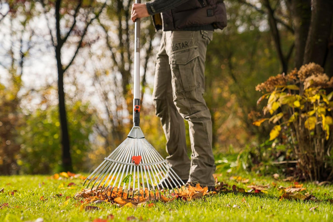 Gardena combisystem-Verstellbesen: Laubrechen mit Variabler Arbeitsbreite von 30-50 cm, ideales Gart