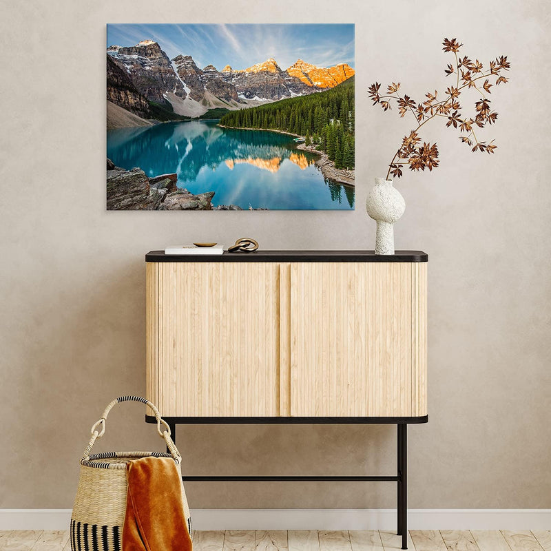 PICANOVA – Bild auf Leinwand Bergsee Moraine 80x60cm Leinwandbild – Premium Leinwanddruck – Wandbild