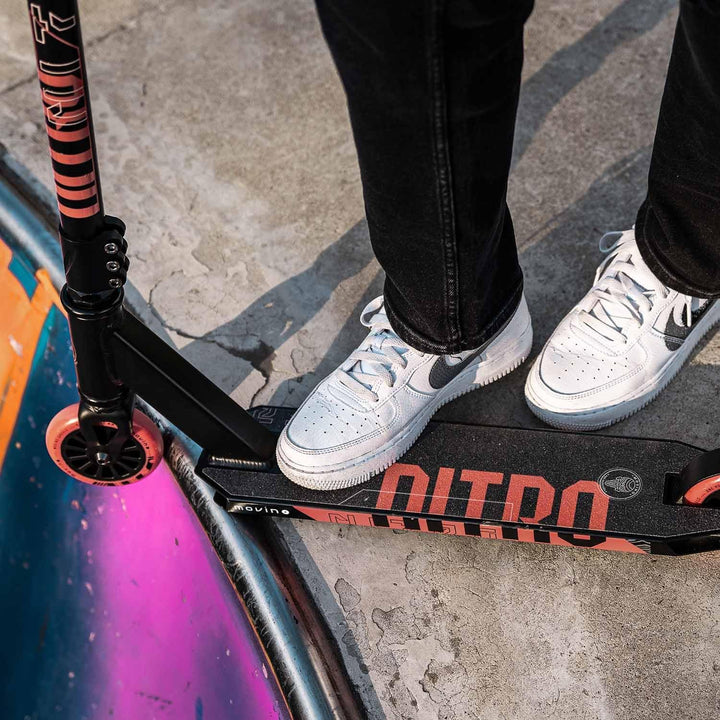 Movino Stunt Scooter Stunt Roller Kickscooter Professioneller Freestyle Roller Trick Roller ABEC 9 K