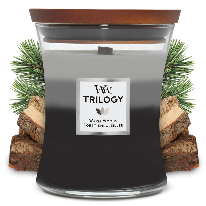 Millefiori Mittelgrosse WoodWick Trilogy-Duftkerze im Sanduhrglas mit Pluswick-Innovation, Warm Wood