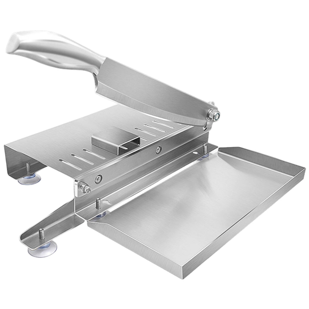 Knochenschneider, manueller Fleischschneider aus Edelstahl mit Waage und Lebensmitteltablett. Arbeit