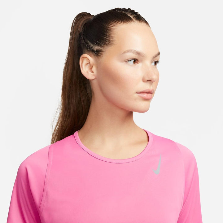 Nike Damen Nk Fast Df Ss T-Shirt M Rosa, M Rosa