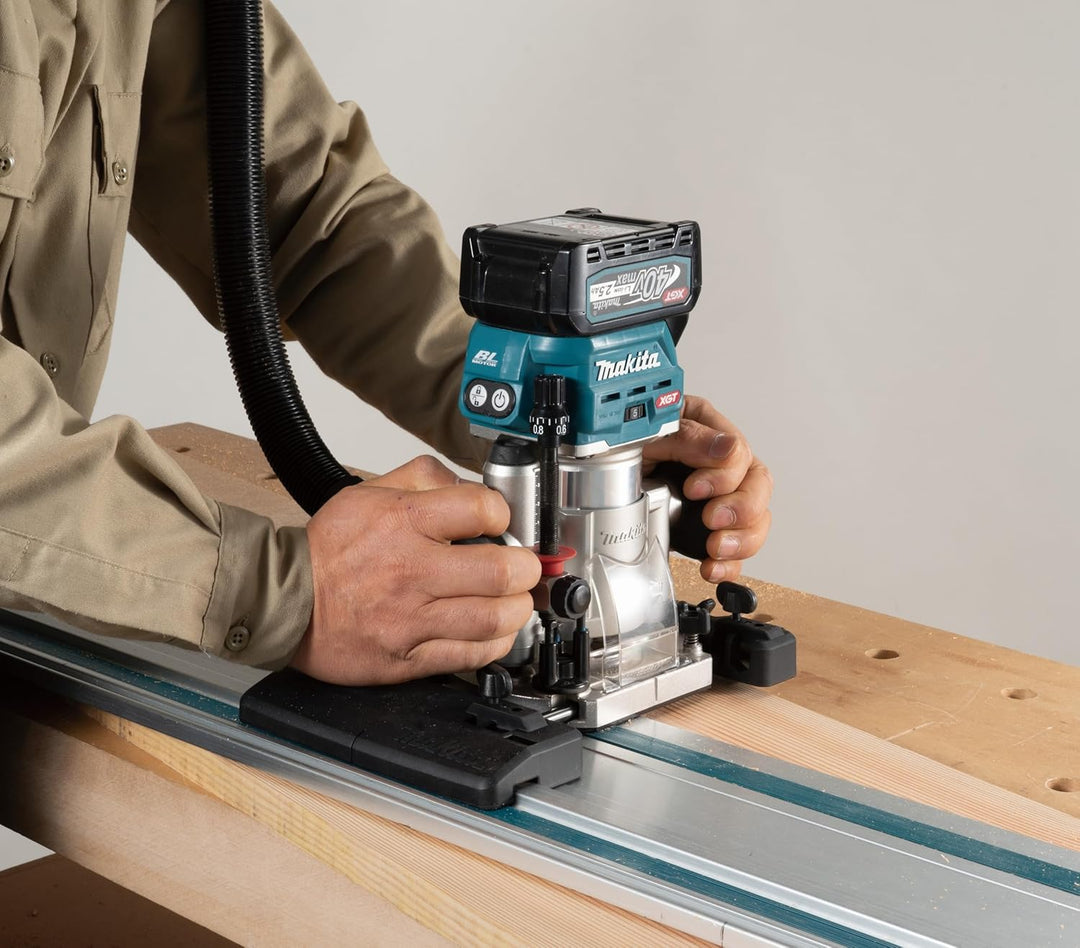Makita RT001GZ10 Akku-Multifunktionsfräse 40V max. (ohne Akku, ohne Ladegerät)