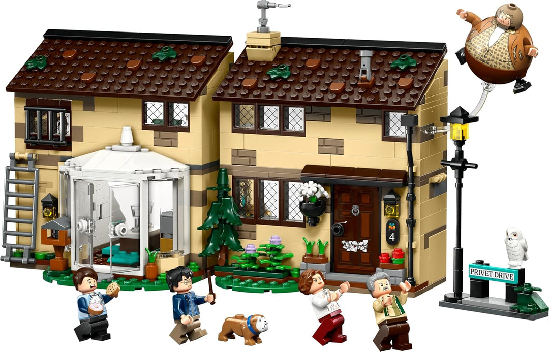 LEGO Harry Potter Ligusterweg: Tante Magdas Besuch – Spielhaus mit Inneneinrichtung, 5 Minifiguren &amp;