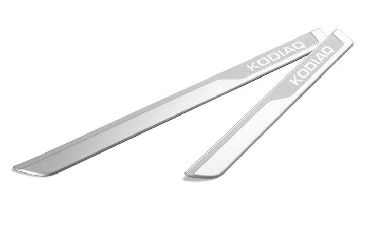 Skoda 565071303B Einstiegsleisten Set Aluminium 4x Leisten v+h mit KODIAQ Schriftzug