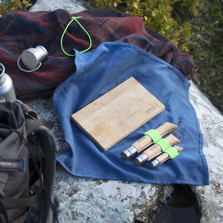 Opinel Outdoor Set mit Messer No. 12, No. 10, No. 6 und einem Buchenholzbrett, 254653, Buchenholz, B