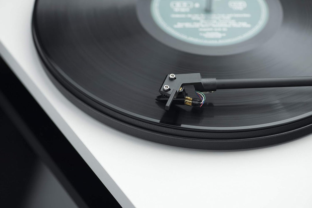 Pro-Ject Primary E, Audiophiler Plug&amp;Play Plattenspieler (Weiss), Weiss