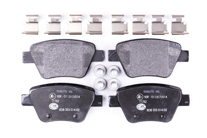 HELLA PAGID 8DB 355 014-021 Bremsbelagsatz - T1782 - Dicke/Stärke: 17.7mm - Bremssystem: Bosch - nic