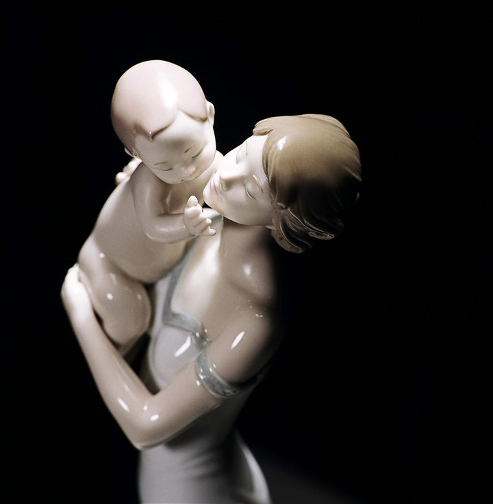 LLADRÓ Mutter Figur Bedingungslose Liebe. Mutter. Porzellan.