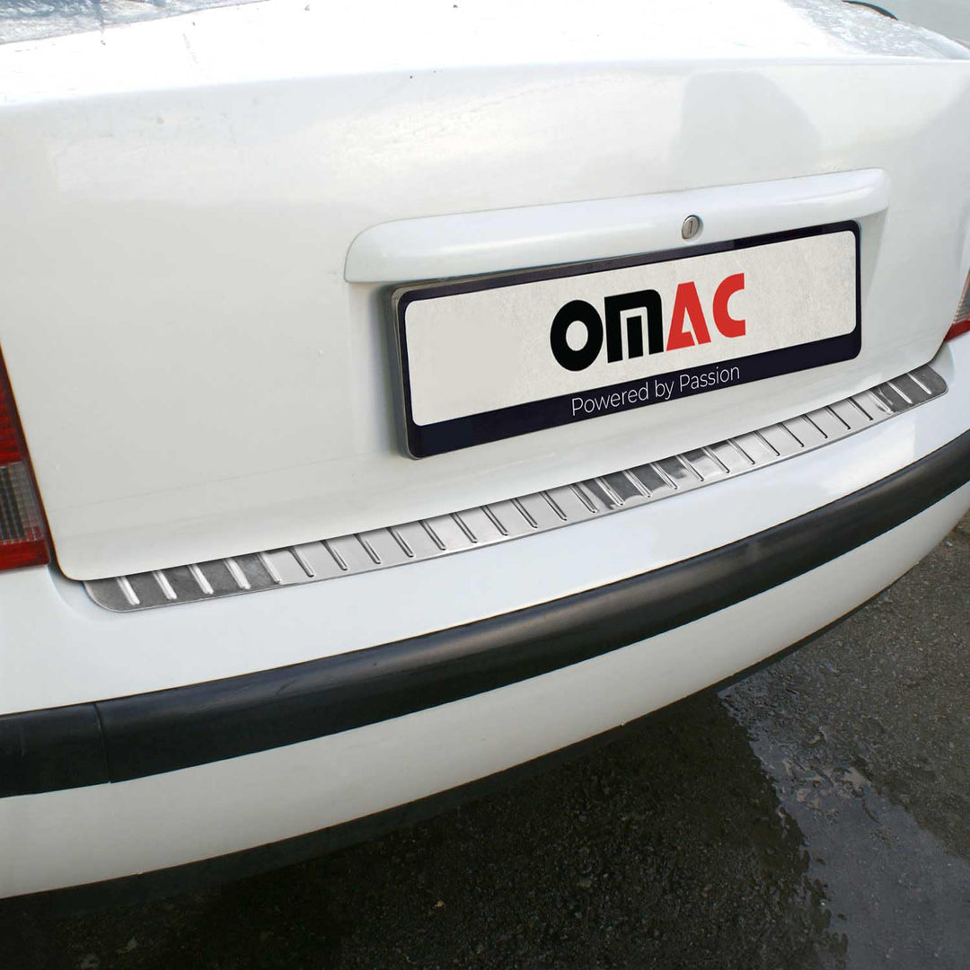 OMAC Ladekantenschutz Stossstangenschutz für VW Passat B5 Variant Limo 1996-2005 – Edelstahl Chrom P