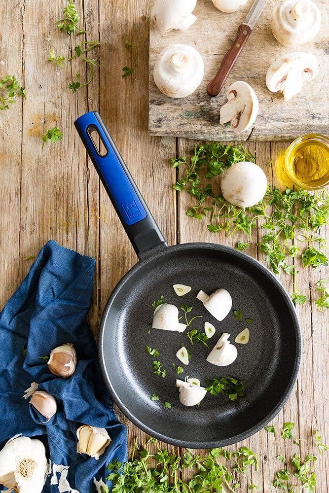 BRA Advanced Bratpfanne, 20 cm, Aluminiumguss mit Antihaftbeschichtung, PFOA-frei, verstärkt, überle