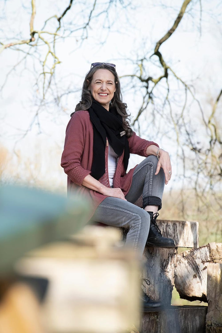 KNIT FACTORY - Liv Dreieckstuch - Tuch Schal für Damen - Weiches Musselintuch - Für Frühling und Som