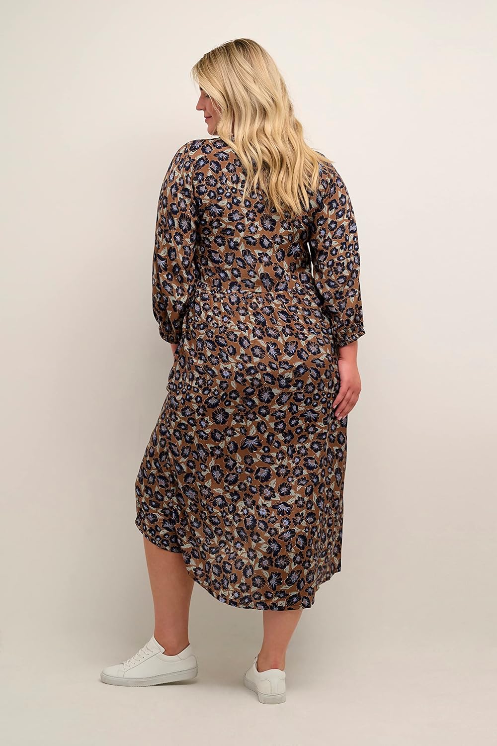 KAFFE CURVE Kleid Grosse Grössen Damen 3/4 Arm V-Ausschnitt Kleid Grosse Grössen Damen 3/4 Arm V-Aus