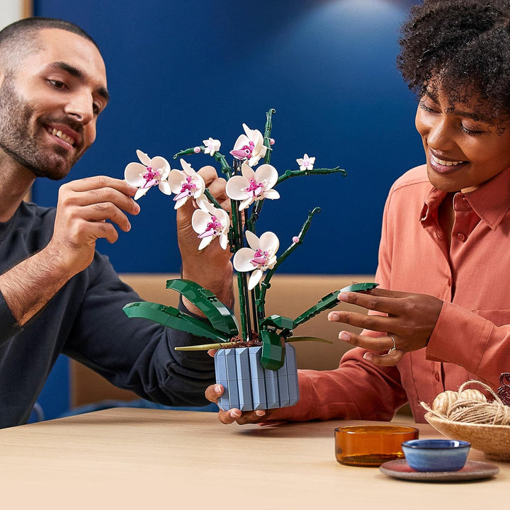 LEGO Icons Orchidee, Künstliche Pflanzen Set mit weissen und rosa Blumen, Modellbausatz für Erwachse
