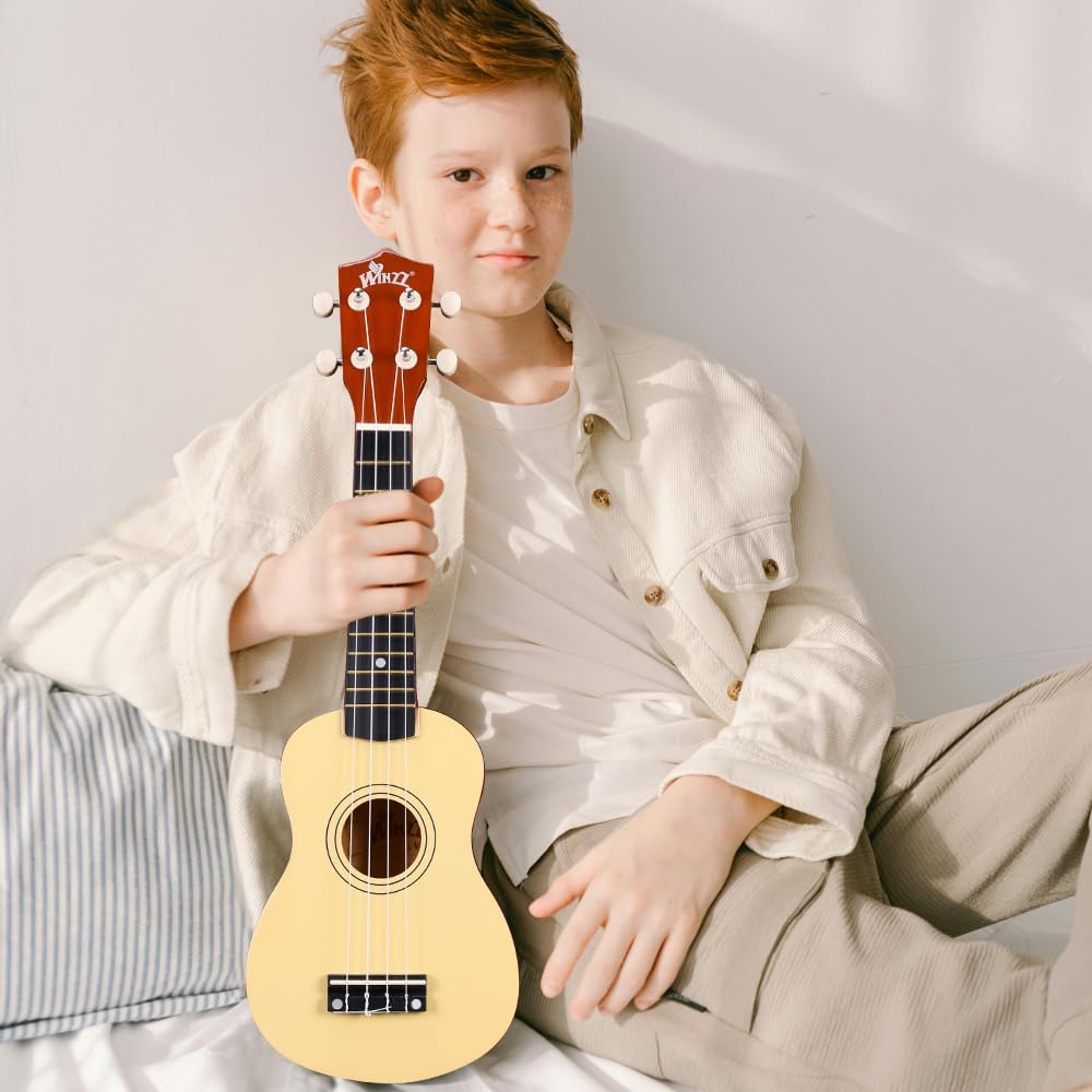 Winzz Sopran Ukulele Starter Kit für Anfänger, mit Tasche, Clip-On Tuner, zusätzlichen Saiten, Gurt,
